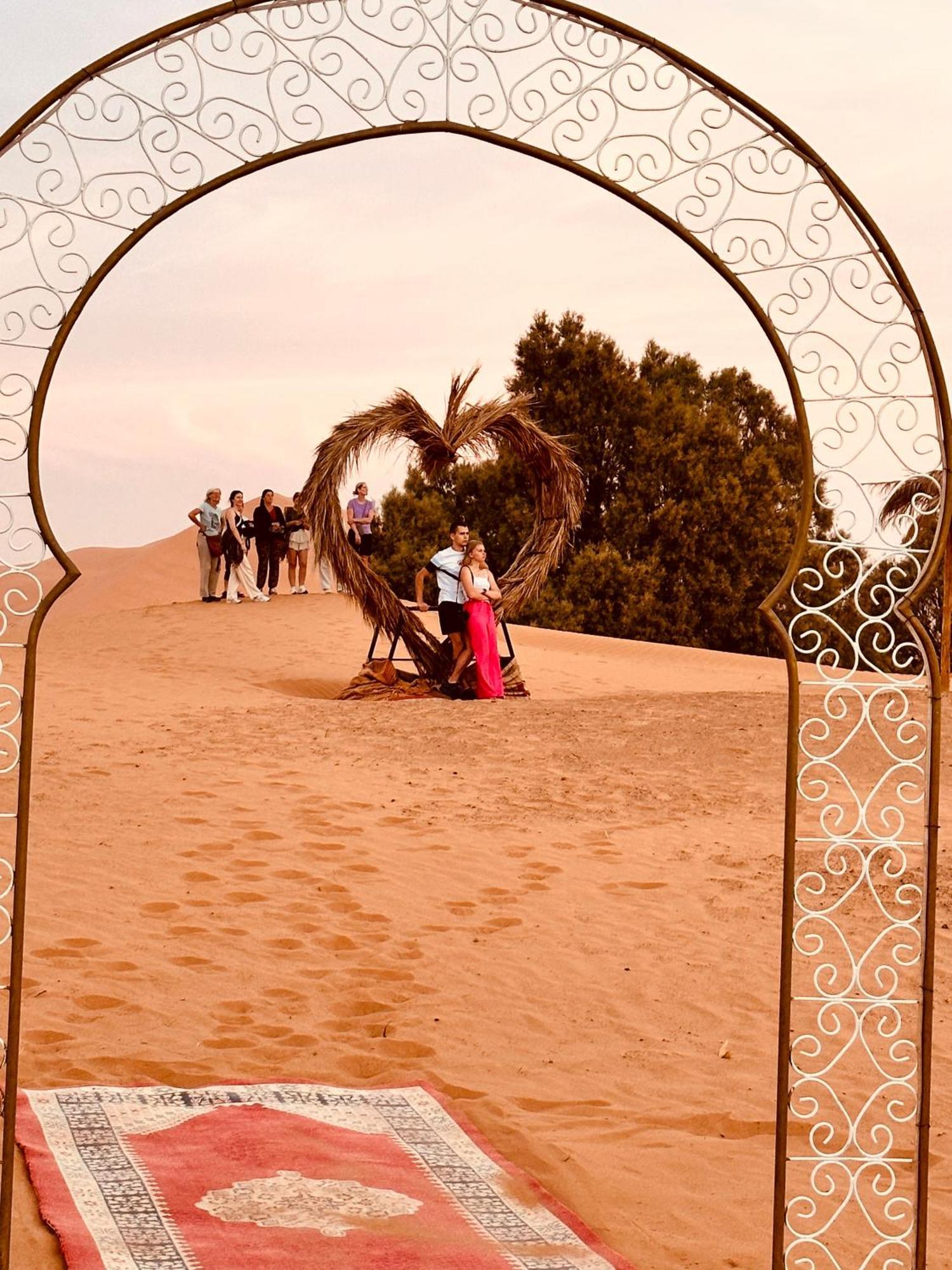 Merzouga Nomadic Luxury Camp ภายนอก รูปภาพ